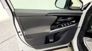 Subaru Solterra 2024 AWD Premium 4dr Crossover