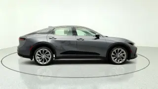 Toyota Crown 2024 AWD XLE 4dr Sedan