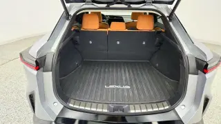 Lexus RZ 450e 2023 AWD Premium 4dr Crossover w/18 Inch Wheels