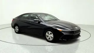 Hyundai ELANTRA 2025 SE 4dr Sedan