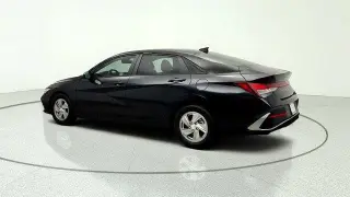 Hyundai ELANTRA 2025 SE 4dr Sedan