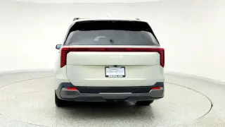 Kia Carnival 2025 SX 4dr Mini-Van