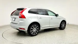 Volvo XC60 2016 AWD T6 Drive-E 4dr SUV