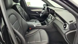 Mercedes-Benz GLC 2022 GLC 300 4dr SUV