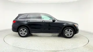 Mercedes-Benz GLC 2022 GLC 300 4dr SUV