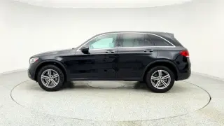 Mercedes-Benz GLC 2022 GLC 300 4dr SUV