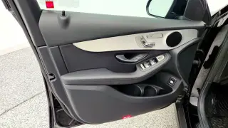 Mercedes-Benz GLC 2022 GLC 300 4dr SUV