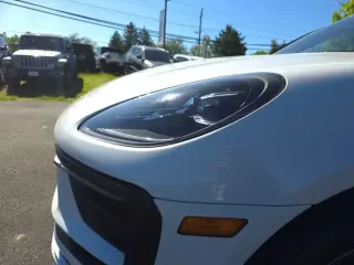 Porsche Macan 2023 AWD T 4dr SUV