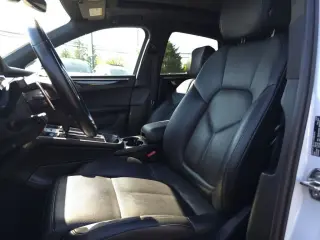 Porsche Macan 2023 AWD T 4dr SUV