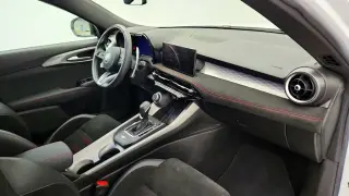 Alfa Romeo Tonale Hybrid 2024 eAWD Veloce 4dr Crossover