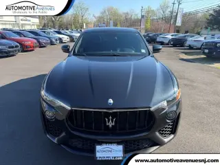Maserati Levante 2022 AWD Modena 4dr SUV