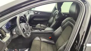 Volvo XC60 2018 AWD T6 R-Design 4dr SUV