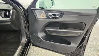 Volvo XC60 2018 AWD T6 R-Design 4dr SUV