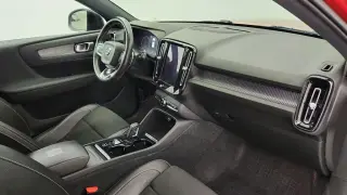 Volvo XC40 2019 AWD T5 Momentum 4dr SUV