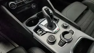 Alfa Romeo Giulia 2025 AWD 4dr Sedan