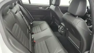 Alfa Romeo Giulia 2025 AWD 4dr Sedan