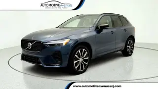 Volvo XC60 2025 AWD B5 Ultra Dark Theme 4dr SUV