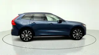 Volvo XC60 2025 AWD B5 Ultra Dark Theme 4dr SUV