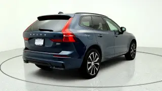 Volvo XC60 2025 AWD B5 Ultra Dark Theme 4dr SUV