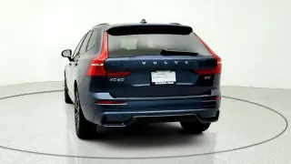 Volvo XC60 2025 AWD B5 Ultra Dark Theme 4dr SUV