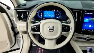 Volvo XC60 2023 AWD B6 Ultimate Bright Theme 4dr SUV