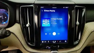 Volvo XC60 2023 AWD B6 Ultimate Bright Theme 4dr SUV