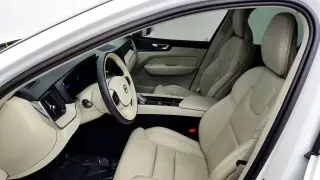 Volvo XC60 2023 AWD B6 Ultimate Bright Theme 4dr SUV