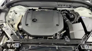 Volvo XC60 2023 AWD B6 Ultimate Bright Theme 4dr SUV