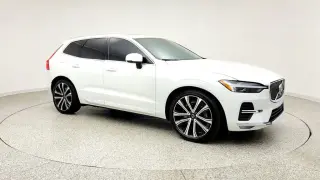 Volvo XC60 2023 AWD B6 Ultimate Bright Theme 4dr SUV