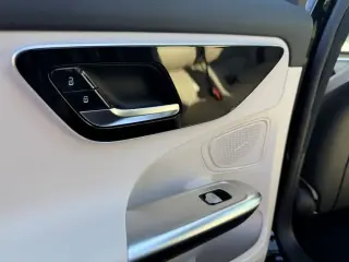 Mercedes-Benz C-Class 2024 AWD C 300 4MATIC 4dr Sedan