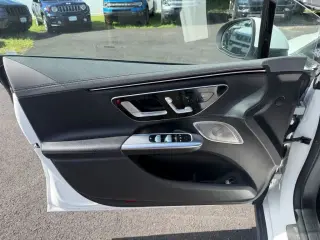 Mercedes-Benz EQE 2023 AWD EQE 350 4MATIC 4dr Sedan
