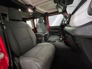 Jeep Wrangler 2024 4x4 Sport 4dr SUV