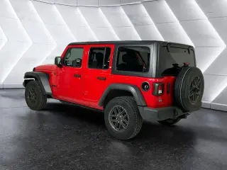 Jeep Wrangler 2024 4x4 Sport 4dr SUV