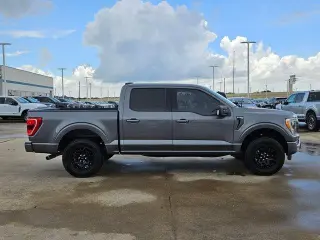 Ford F-150 2023 4x2 XL 4dr SuperCrew 5.5 ft. SB