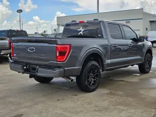 Ford F-150 2023 4x2 XL 4dr SuperCrew 5.5 ft. SB