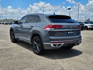 Volkswagen Atlas Cross Sport 2021 V6 SE R-Line 4dr SUV w/Technology