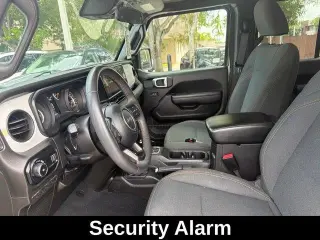 Jeep Wrangler 2024 4x4 Sport 4dr SUV