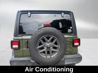 Jeep Wrangler 2024 4x4 Sport 4dr SUV