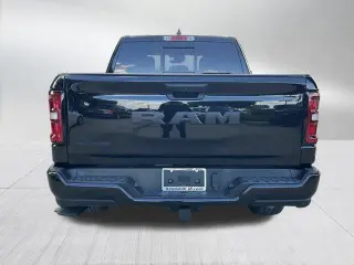 Ram 1500 2025 4x2 Big Horn 4dr Crew Cab 5.6 ft. SB Pickup