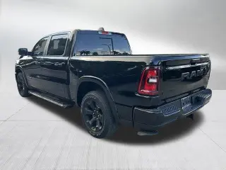 Ram 1500 2025 4x2 Big Horn 4dr Crew Cab 5.6 ft. SB Pickup