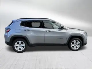 Jeep Compass 2022 Latitude 4dr SUV