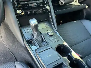 Lexus IS 300 2024 4dr Sedan