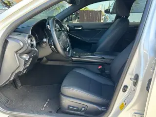 Lexus IS 300 2024 4dr Sedan