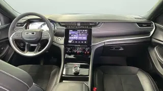 Jeep Grand Cherokee 2024 4x2 Laredo A 4dr SUV
