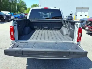 Ford F-150 2023 4x4 Lariat 4dr SuperCrew 5.5 ft. SB