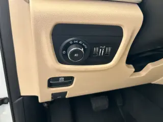 Jeep Grand Cherokee L 2021 4x2 Limited 4dr SUV