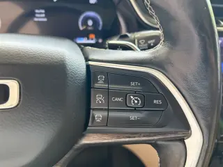 Jeep Grand Cherokee L 2021 4x2 Limited 4dr SUV