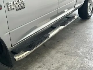 Ram 1500 Classic 2019 4x2 Tradesman 4dr Quad Cab 6.3 ft. SB Pickup