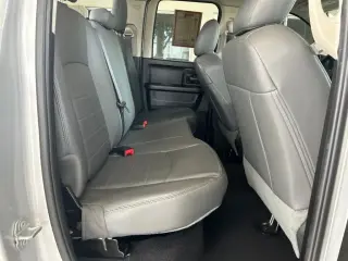 Ram 1500 Classic 2019 4x2 Tradesman 4dr Quad Cab 6.3 ft. SB Pickup