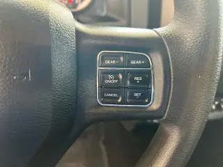 Ram 1500 Classic 2019 4x2 Tradesman 4dr Quad Cab 6.3 ft. SB Pickup